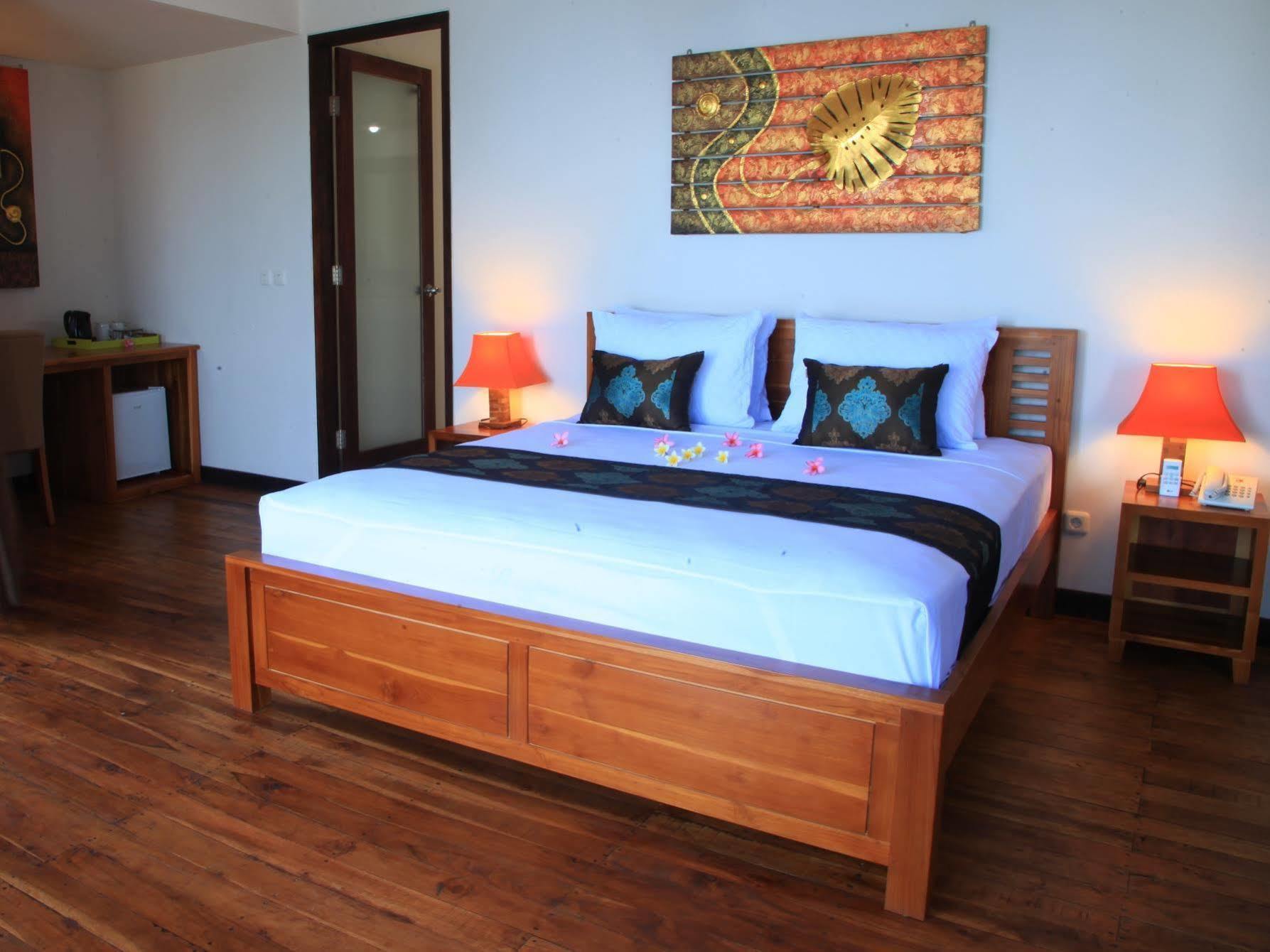 Lima Satu Resort Pemenang Екстер'єр фото